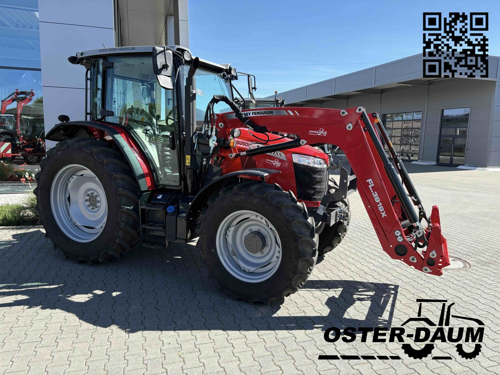 Traktor typu Massey Ferguson 5711 M Dyna 4 Essential, Neumaschine w Kaisersesch (Zdjęcie 4)