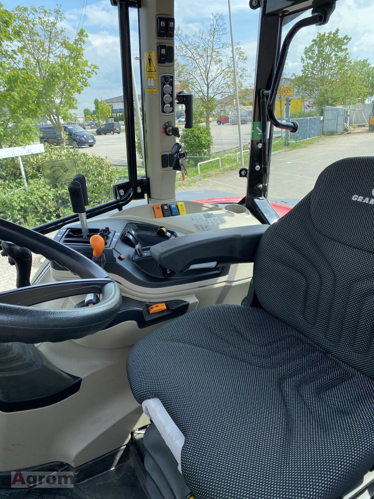 Traktor tipa Massey Ferguson 5711 M DYNA-4, Gebrauchtmaschine u Harthausen (Slika 7)