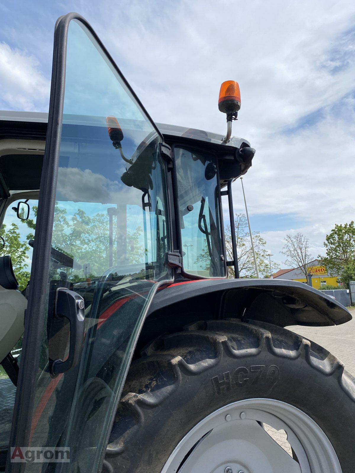 Traktor tipa Massey Ferguson 5711 M DYNA-4, Gebrauchtmaschine u Harthausen (Slika 18)