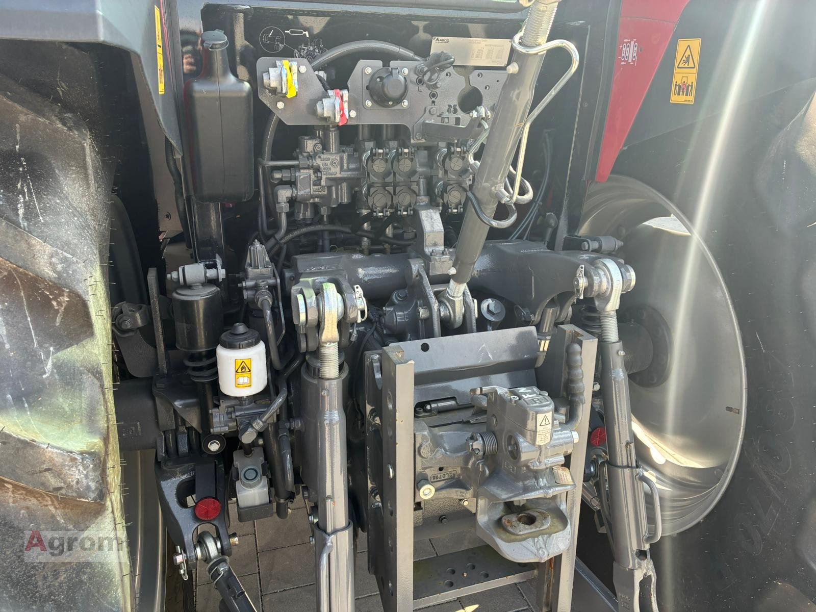 Traktor типа Massey Ferguson 5711 M, Neumaschine в Münsingen (Фотография 14)