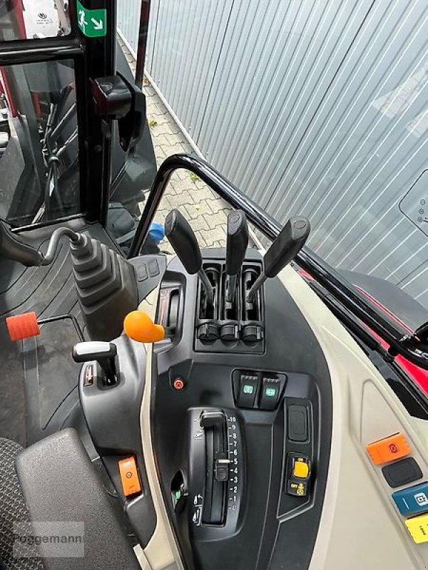 Traktor des Typs Massey Ferguson 5711M, Vorführmaschine in Bad Iburg - Sentrup (Bild 11)