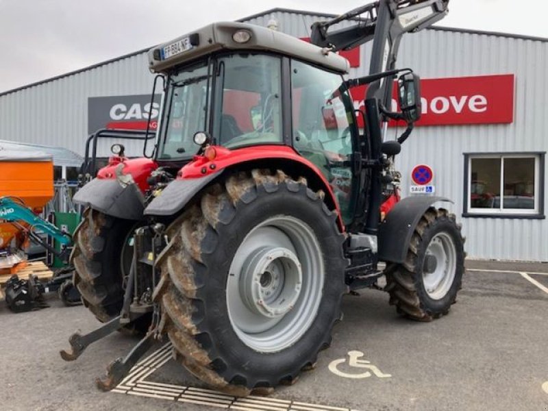 Traktor от тип Massey Ferguson 5712 S D 6 EFFICIENT, Gebrauchtmaschine в POUSSAY (Снимка 4)