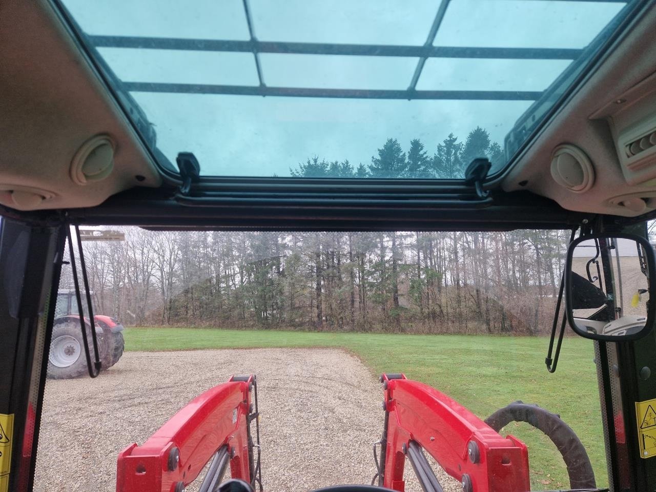 Traktor типа Massey Ferguson 5712S DYNA 4, Gebrauchtmaschine в Jelling (Фотография 8)