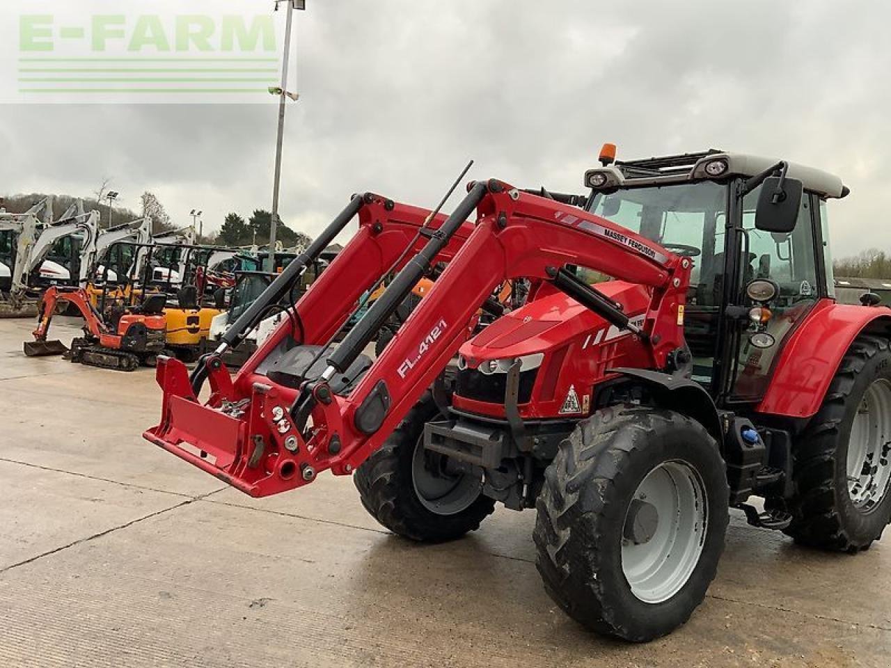 Traktor typu Massey Ferguson 5712sl dyna 4 tractor (st25361), Gebrauchtmaschine v SHAFTESBURY (Obrázek 12)