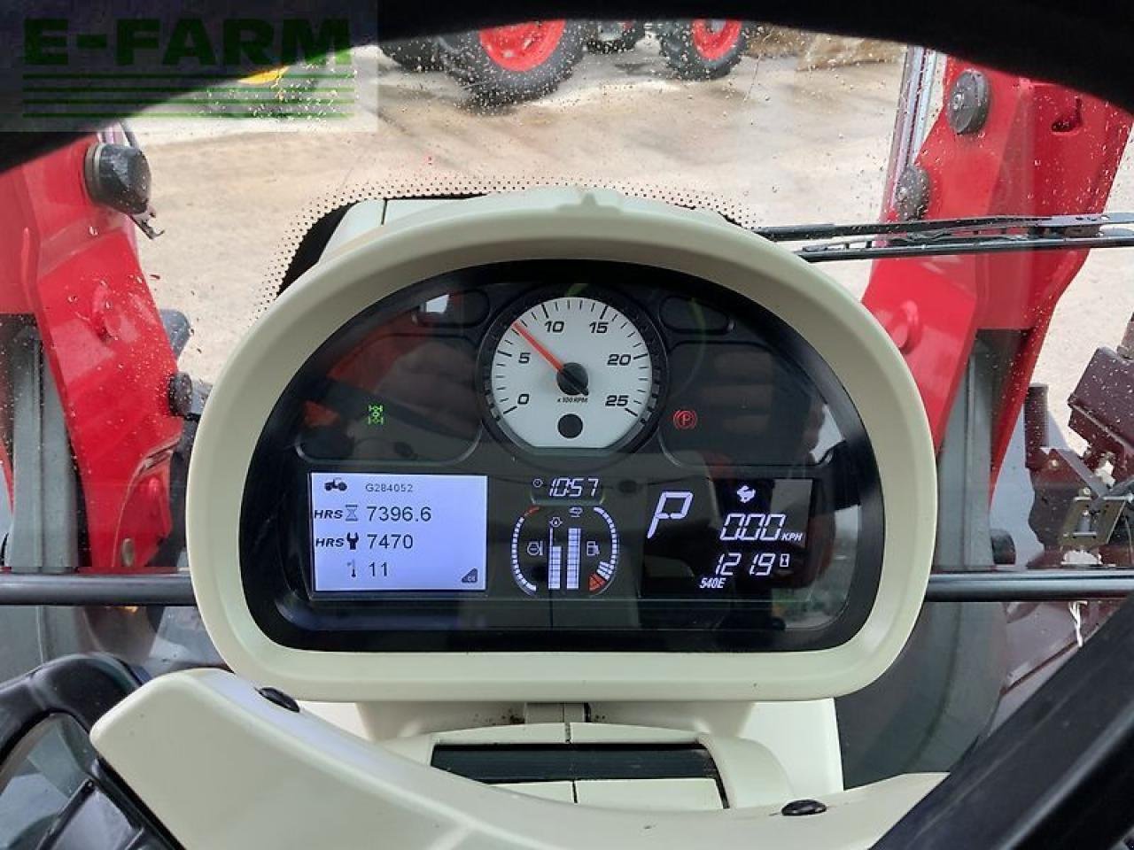 Traktor typu Massey Ferguson 5712sl dyna 4 tractor (st25361), Gebrauchtmaschine v SHAFTESBURY (Obrázek 19)