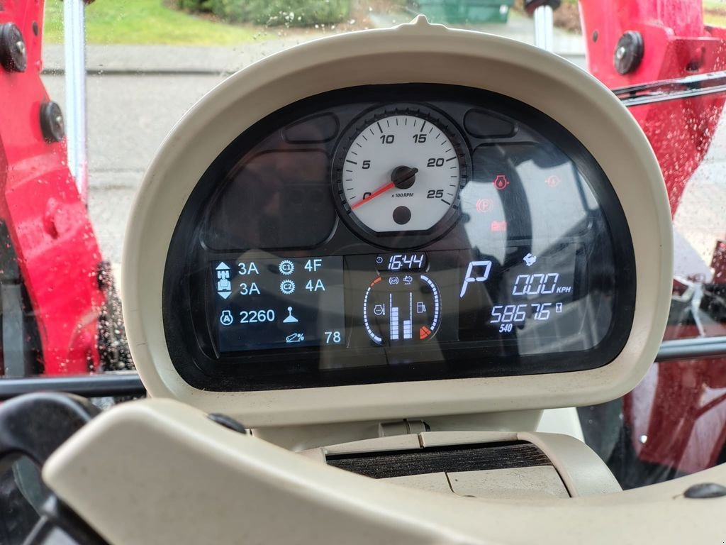 Traktor del tipo Massey Ferguson 5713-S DYNA-6, Gebrauchtmaschine en MARIENHEEM (Imagen 10)