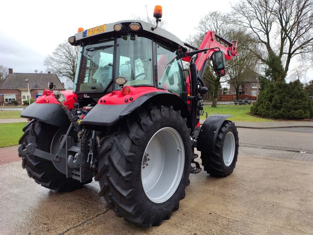 Traktor del tipo Massey Ferguson 5713-S DYNA-6, Gebrauchtmaschine en MARIENHEEM (Imagen 4)