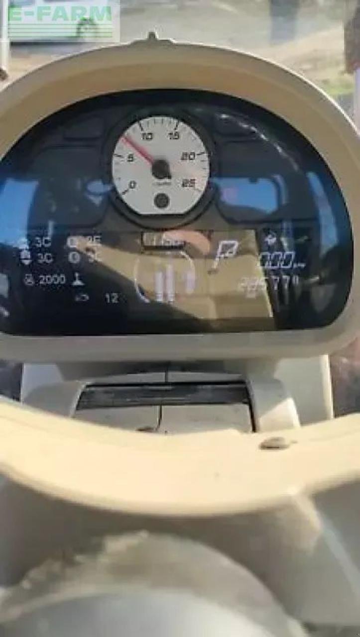 Traktor des Typs Massey Ferguson 5713 sl, Gebrauchtmaschine in MARLENHEIM (Bild 6)