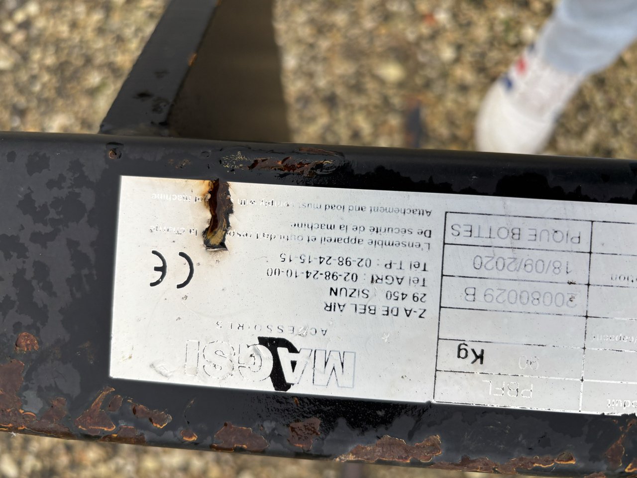 Traktor del tipo Massey Ferguson 5713S DYNA-4 ESSENTIAL, Gebrauchtmaschine en VERT TOULON (Imagen 3)