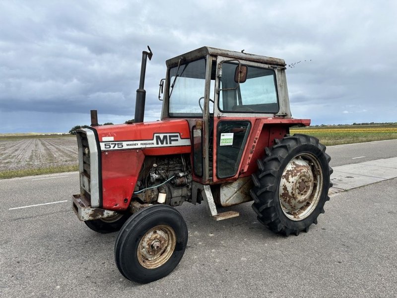 Traktor van het type Massey Ferguson 575, Gebrauchtmaschine in Callantsoog (Foto 1)