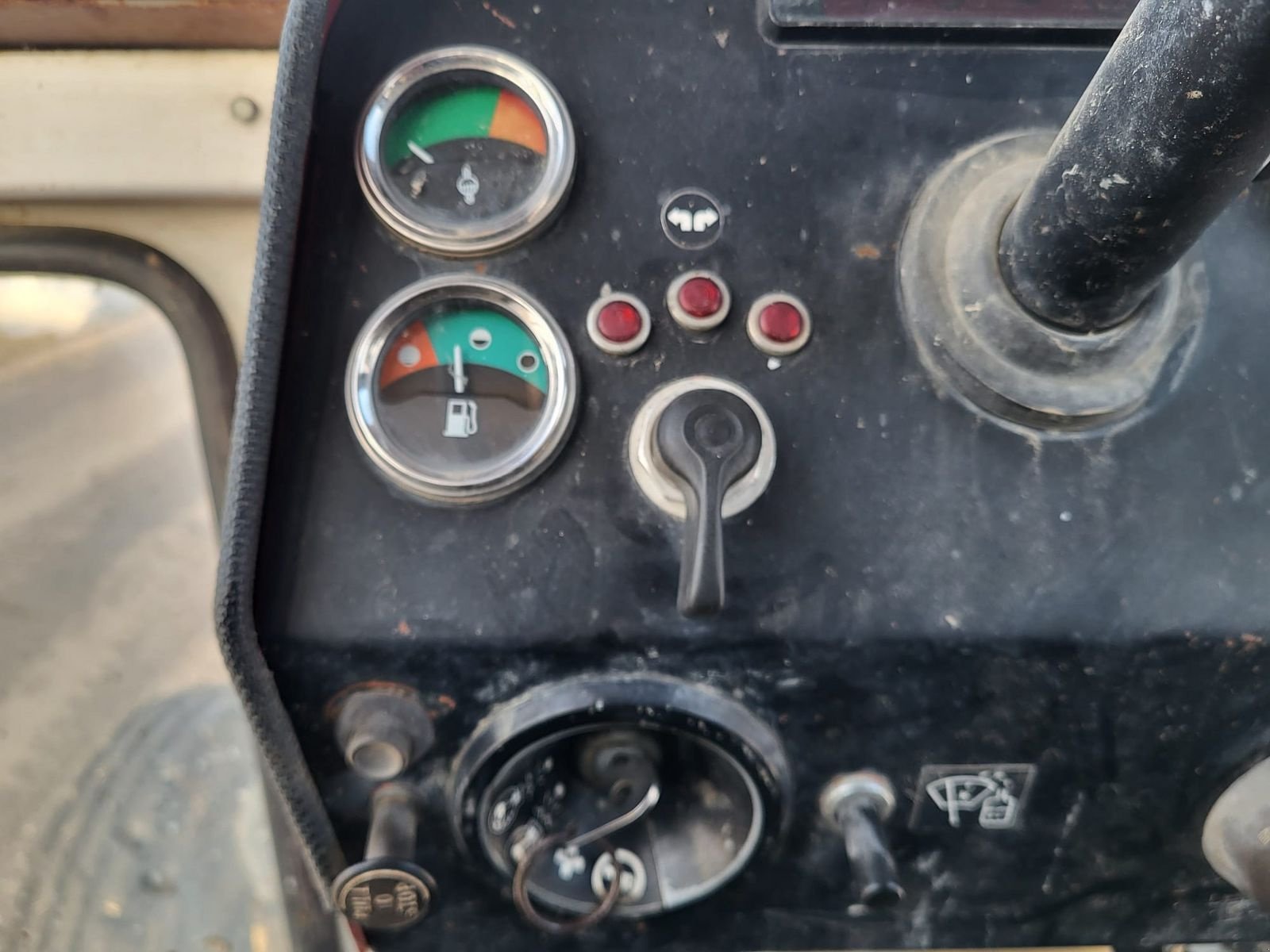 Traktor Türe ait Massey Ferguson 590 MP, Gebrauchtmaschine içinde NATTERNBACH (resim 3)