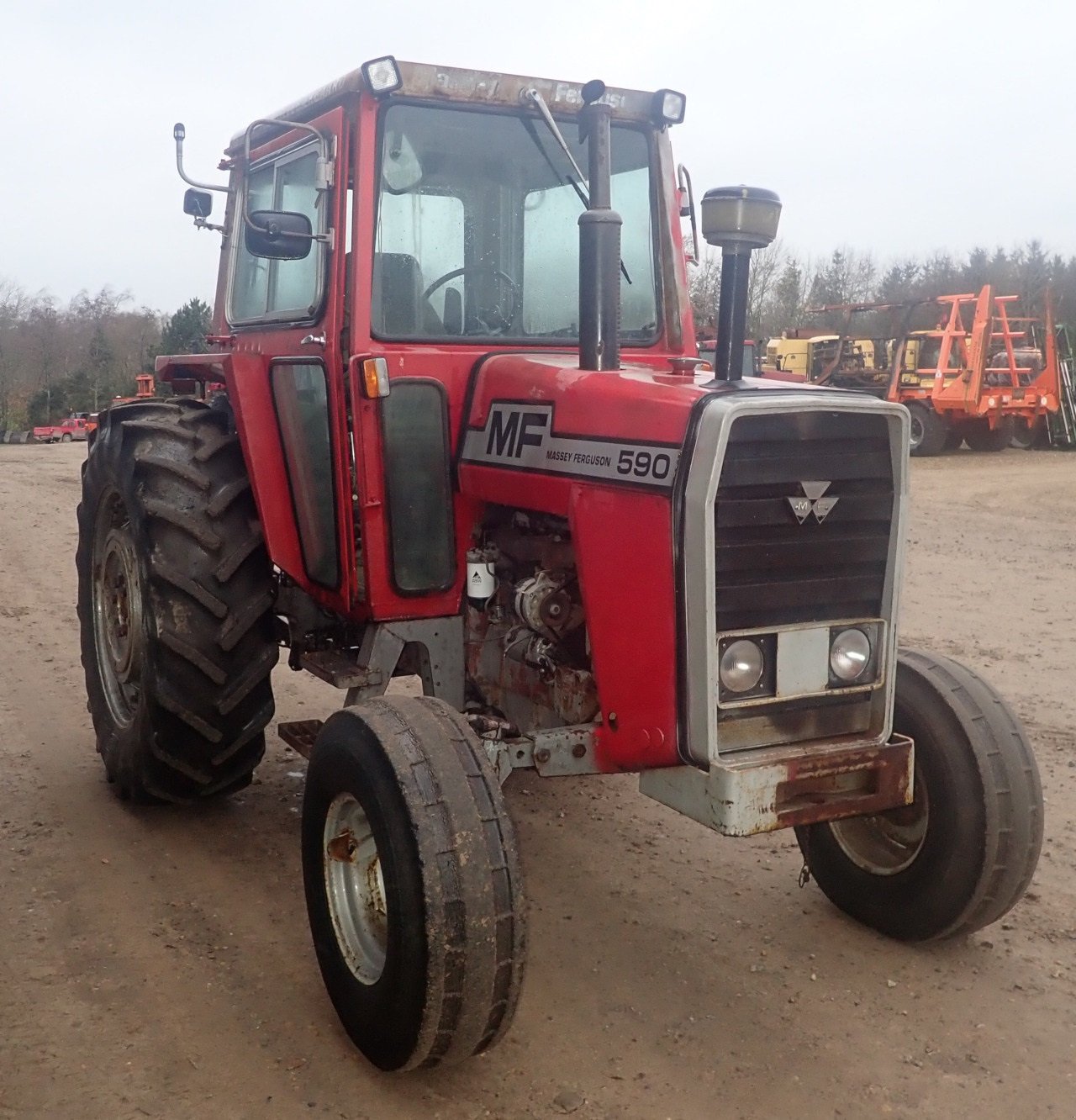 Traktor des Typs Massey Ferguson 590, Gebrauchtmaschine in Viborg (Bild 3)