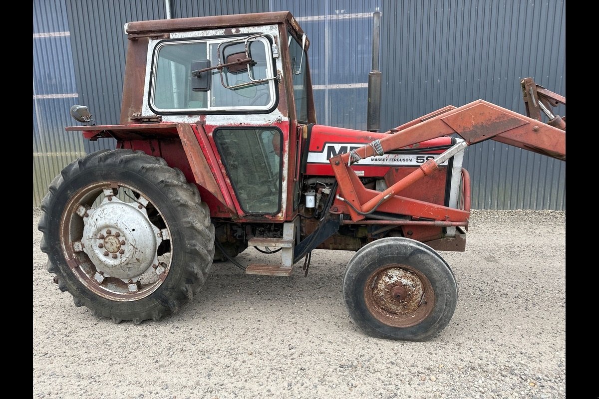Traktor of the type Massey Ferguson 590, Gebrauchtmaschine in Viborg (Picture 2)