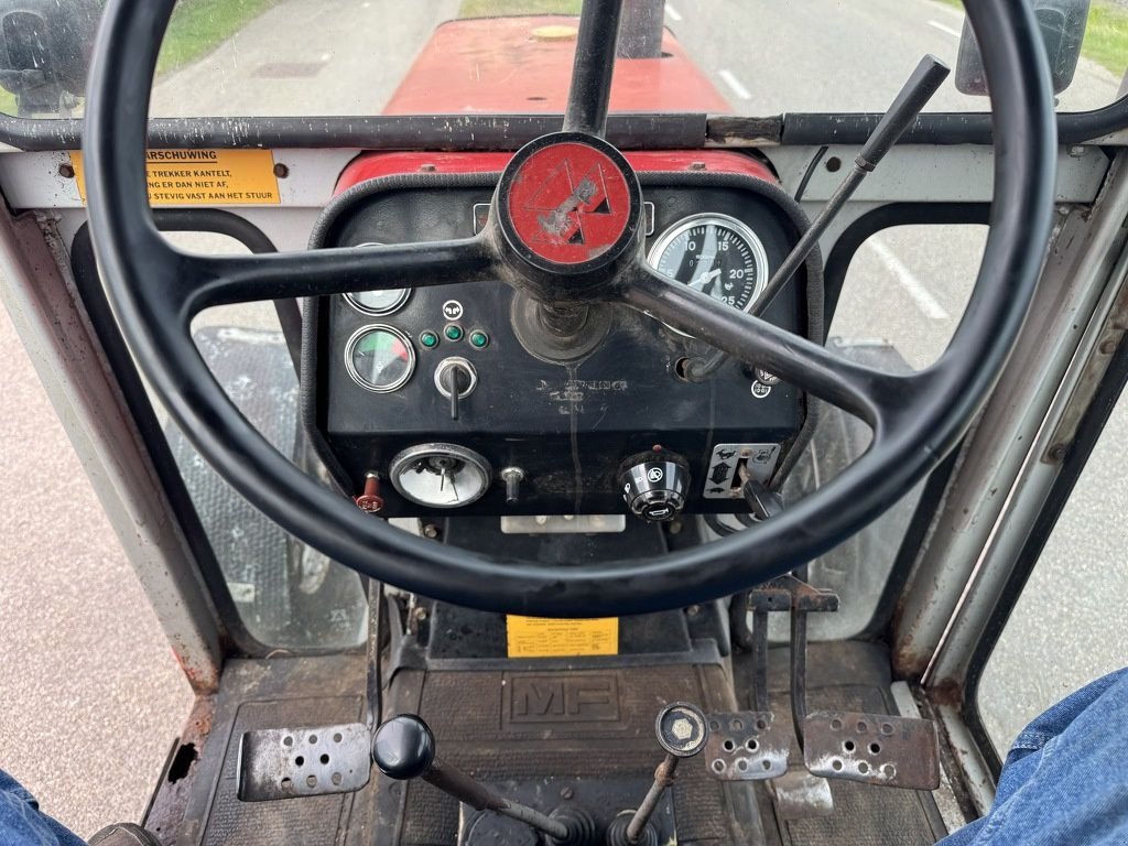Traktor Türe ait Massey Ferguson 590, Gebrauchtmaschine içinde Callantsoog (resim 5)