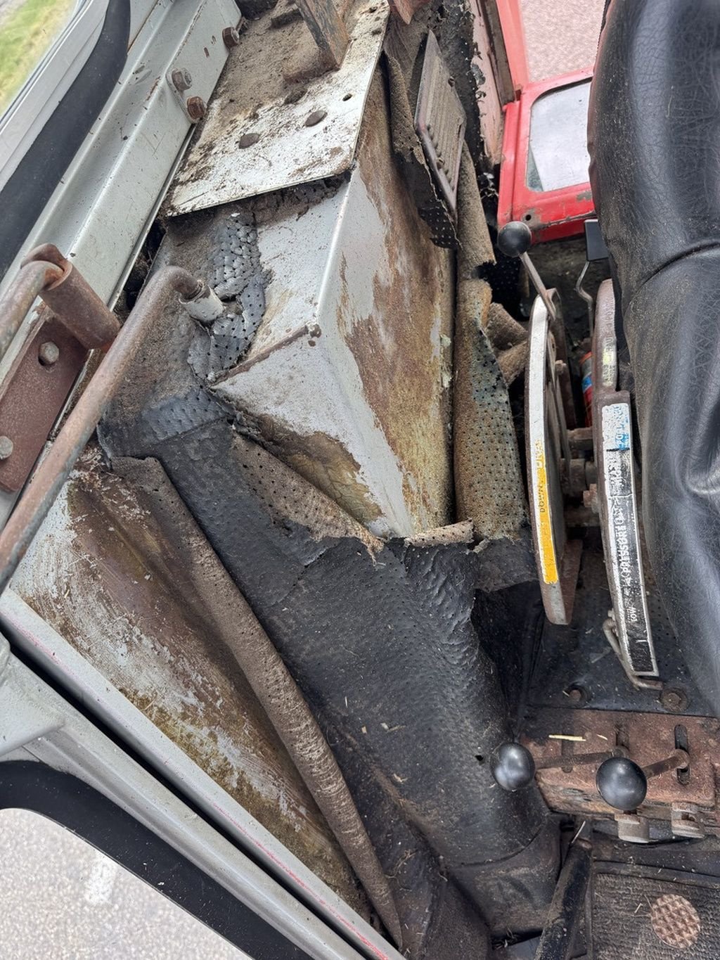 Traktor Türe ait Massey Ferguson 590, Gebrauchtmaschine içinde Callantsoog (resim 9)