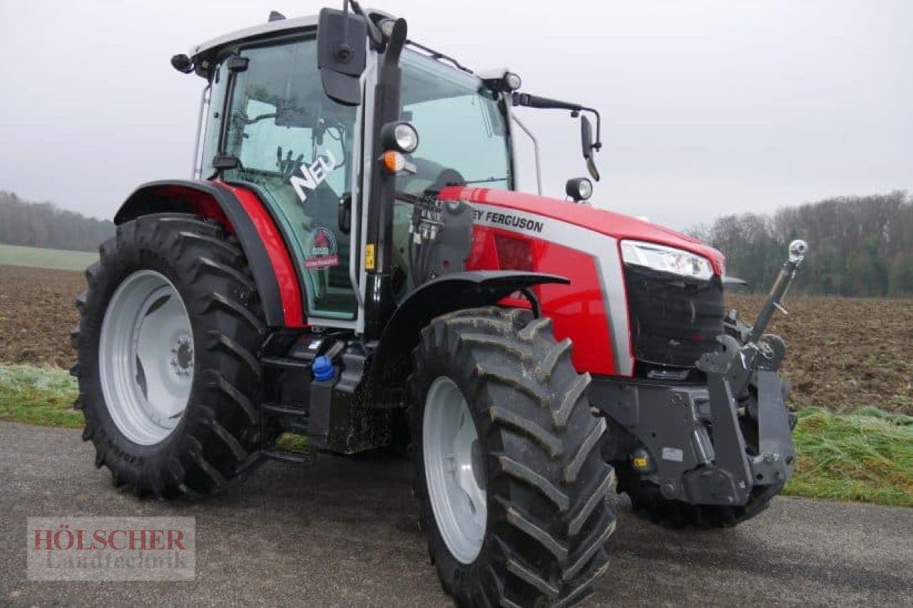 Traktor of the type Massey Ferguson 5M125, Gebrauchtmaschine in Warendorf (Picture 1)