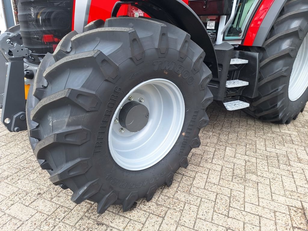 Traktor typu Massey Ferguson 5M.145 DYNA-4 ESSENTIAL, Neumaschine v MARIENHEEM (Obrázek 4)