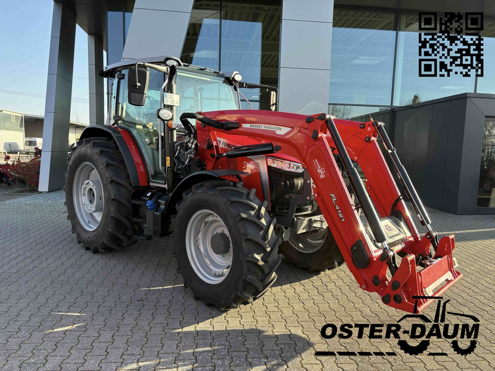 Traktor типа Massey Ferguson 5M.145 Dyna 4 Essential, Neumaschine в Kaisersesch (Фотография 1)