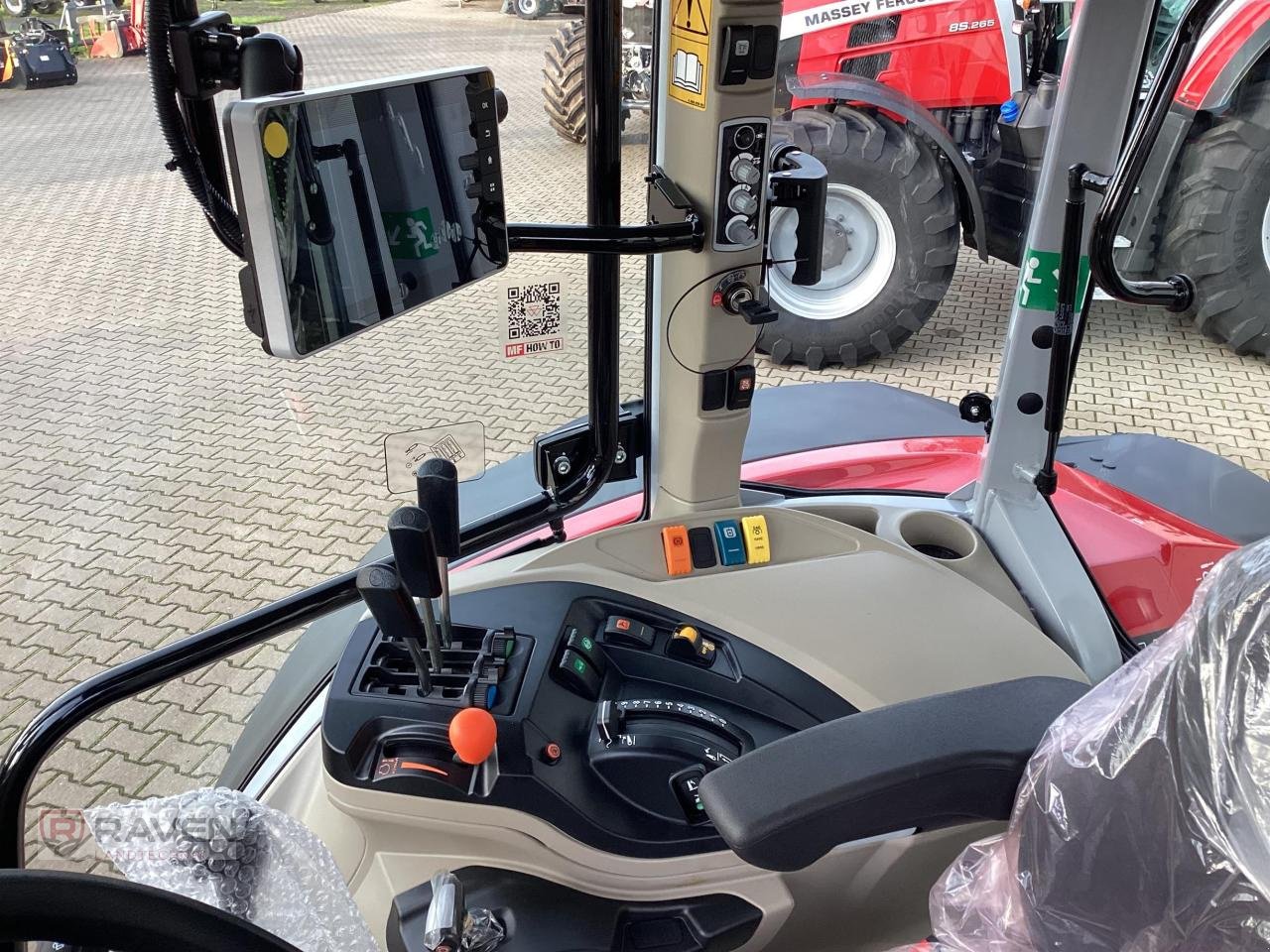 Traktor des Typs Massey Ferguson 5M.145 F Cab Dyna-4, Neumaschine in Sulingen (Bild 9)