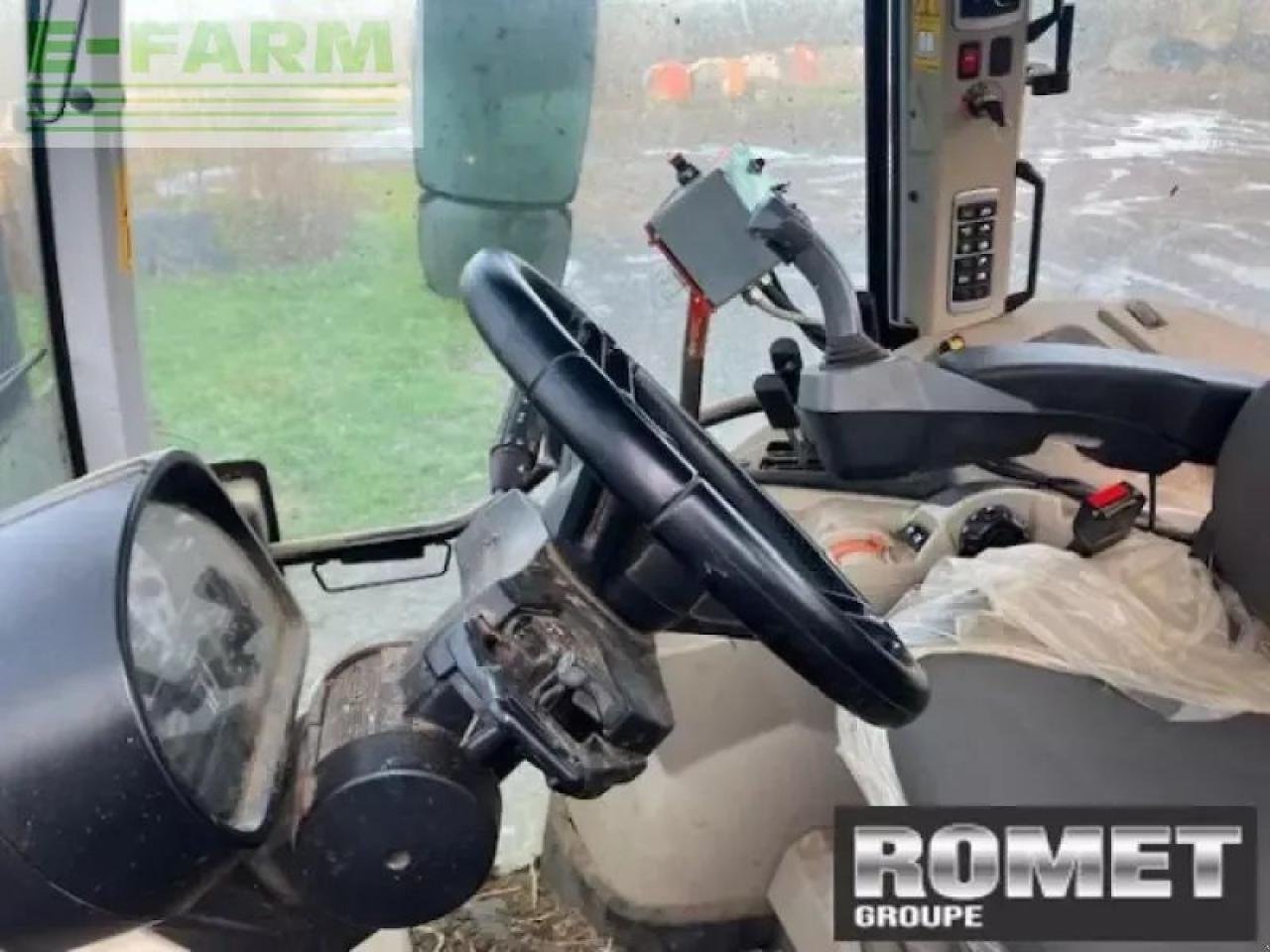 Traktor des Typs Massey Ferguson 5s-115 d4 dx, Gebrauchtmaschine in GENNES-SUR-GLAIZE (Bild 3)