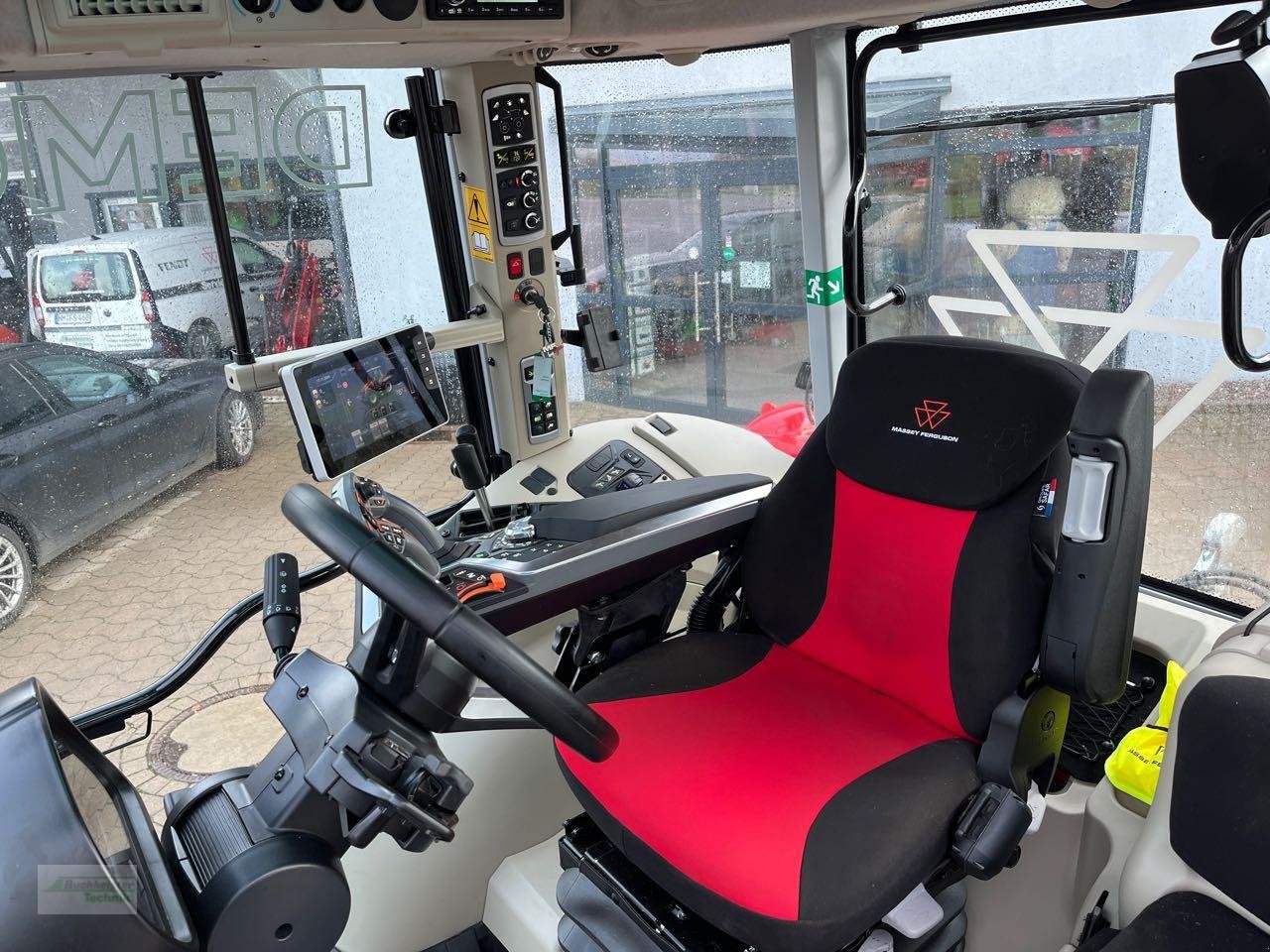 Traktor tipa Massey Ferguson 5S. 125 Dyna-6, Vorführmaschine u Coppenbruegge (Slika 8)