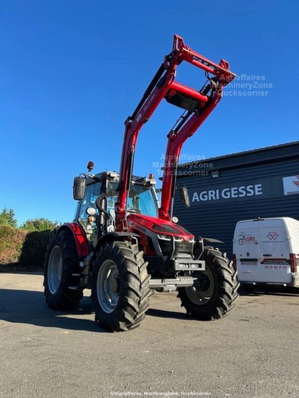 Traktor типа Massey Ferguson 5S 125, Gebrauchtmaschine в BOULOGNE SUR GESSE (Фотография 2)