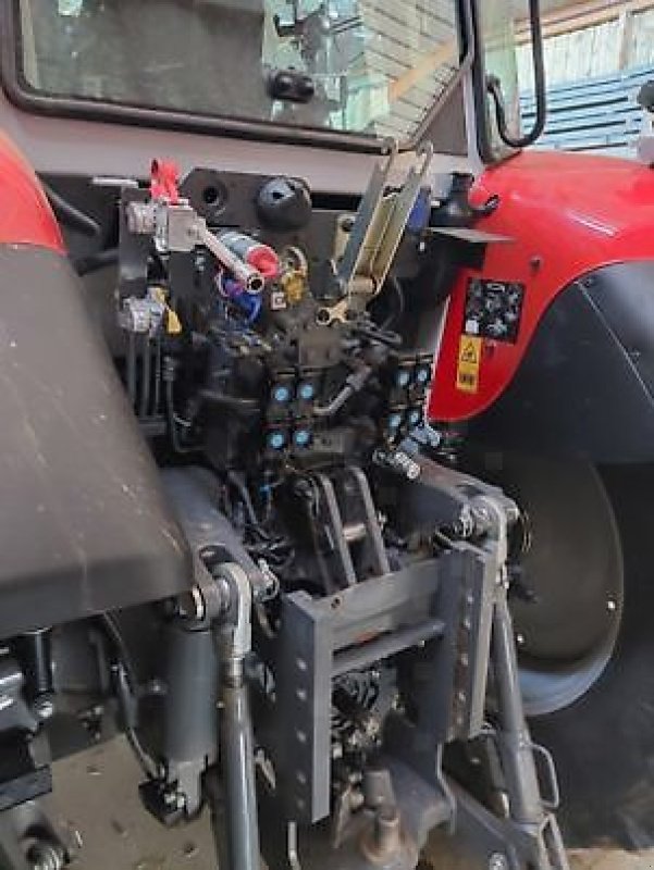 Traktor des Typs Massey Ferguson 5S 135 dyna 6, Gebrauchtmaschine in Marlenheim (Bild 3)