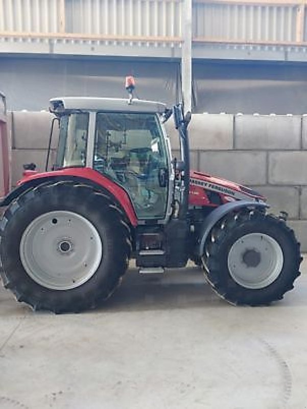Traktor des Typs Massey Ferguson 5S 135 dyna 6, Gebrauchtmaschine in Marlenheim (Bild 6)