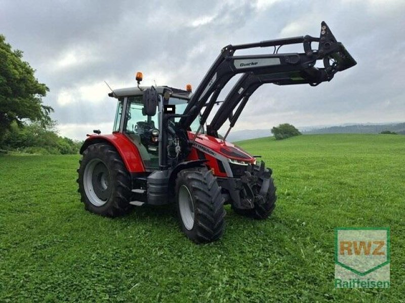 Traktor van het type Massey Ferguson 5S 135, Gebrauchtmaschine in Wipperfürth (Foto 1)