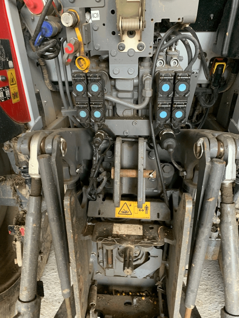 Traktor typu Massey Ferguson 5S 145, Gebrauchtmaschine v TREMEUR (Obrázok 3)