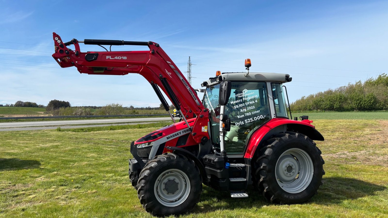 Traktor типа Massey Ferguson 5S.105 Dyna 4 Efficient KUN 790 Timer, Gebrauchtmaschine в Løkken (Фотография 1)