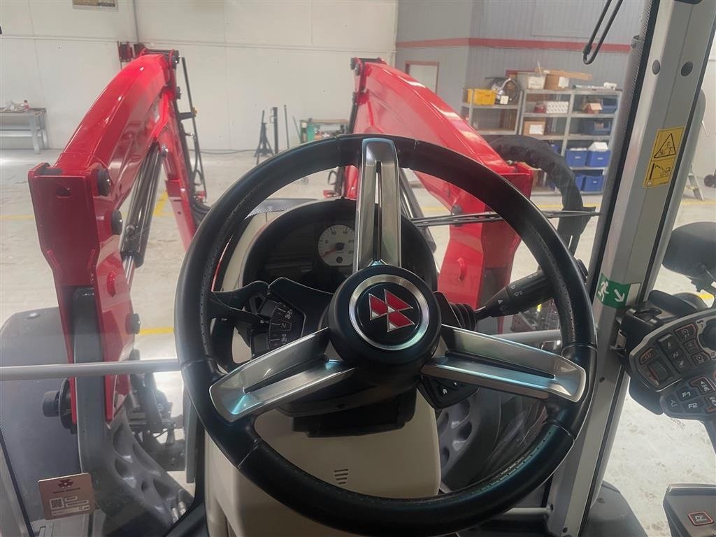 Traktor tipa Massey Ferguson 5S.105 Dyna 4 Efficient Monteret med MF FL 4018 frontlæsser, Gebrauchtmaschine u Nimtofte (Slika 9)