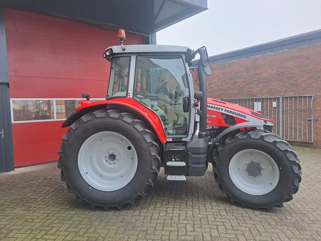 Traktor tipa Massey Ferguson 5S.105 DYNA-4 EFFICIENT, Neumaschine u MARIENHEEM (Slika 5)
