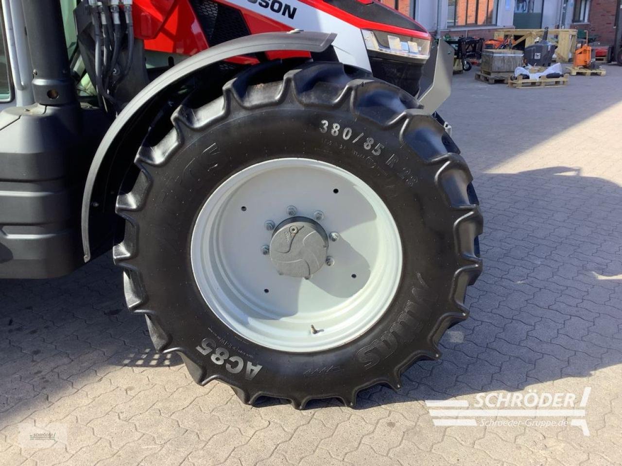 Traktor za tip Massey Ferguson 5S.125 DYNA-4 EFFICIENT, Gebrauchtmaschine u Völkersen (Slika 17)