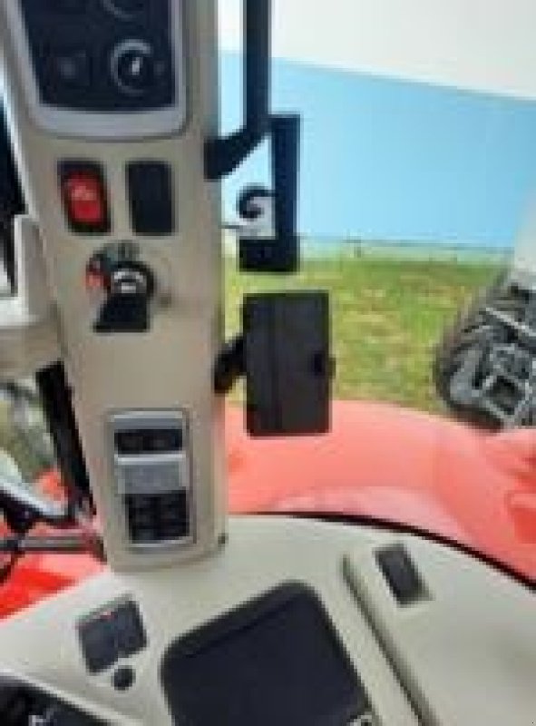 Traktor des Typs Massey Ferguson 5S.125 Dyna-6 30 th EDITION 30 år`s Jubilæumspakke med læsser, Gebrauchtmaschine in Støvring (Bild 3)