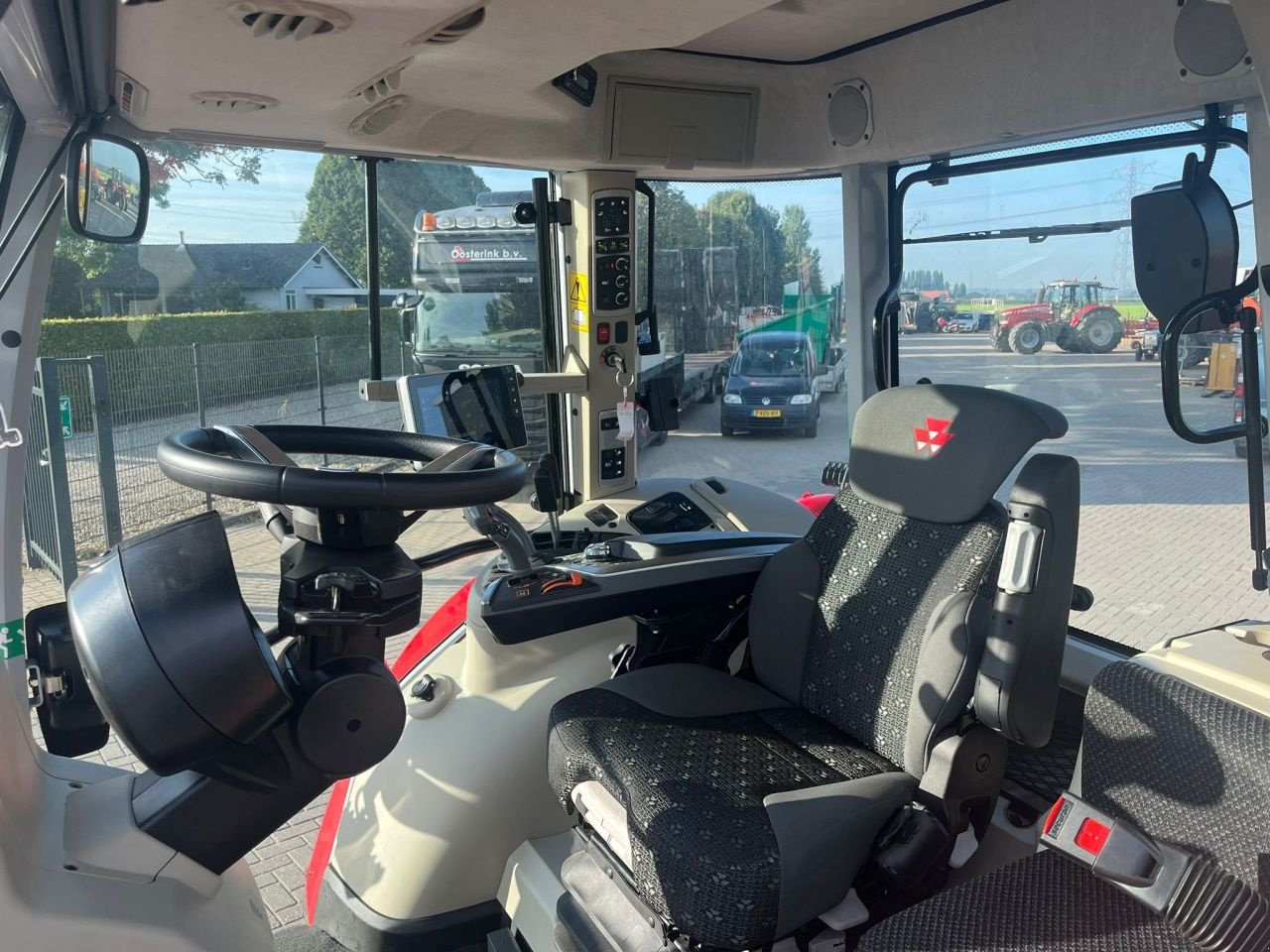 Traktor typu Massey Ferguson 5S.125 Dyna 6, Gebrauchtmaschine v Angeren (Obrázek 5)