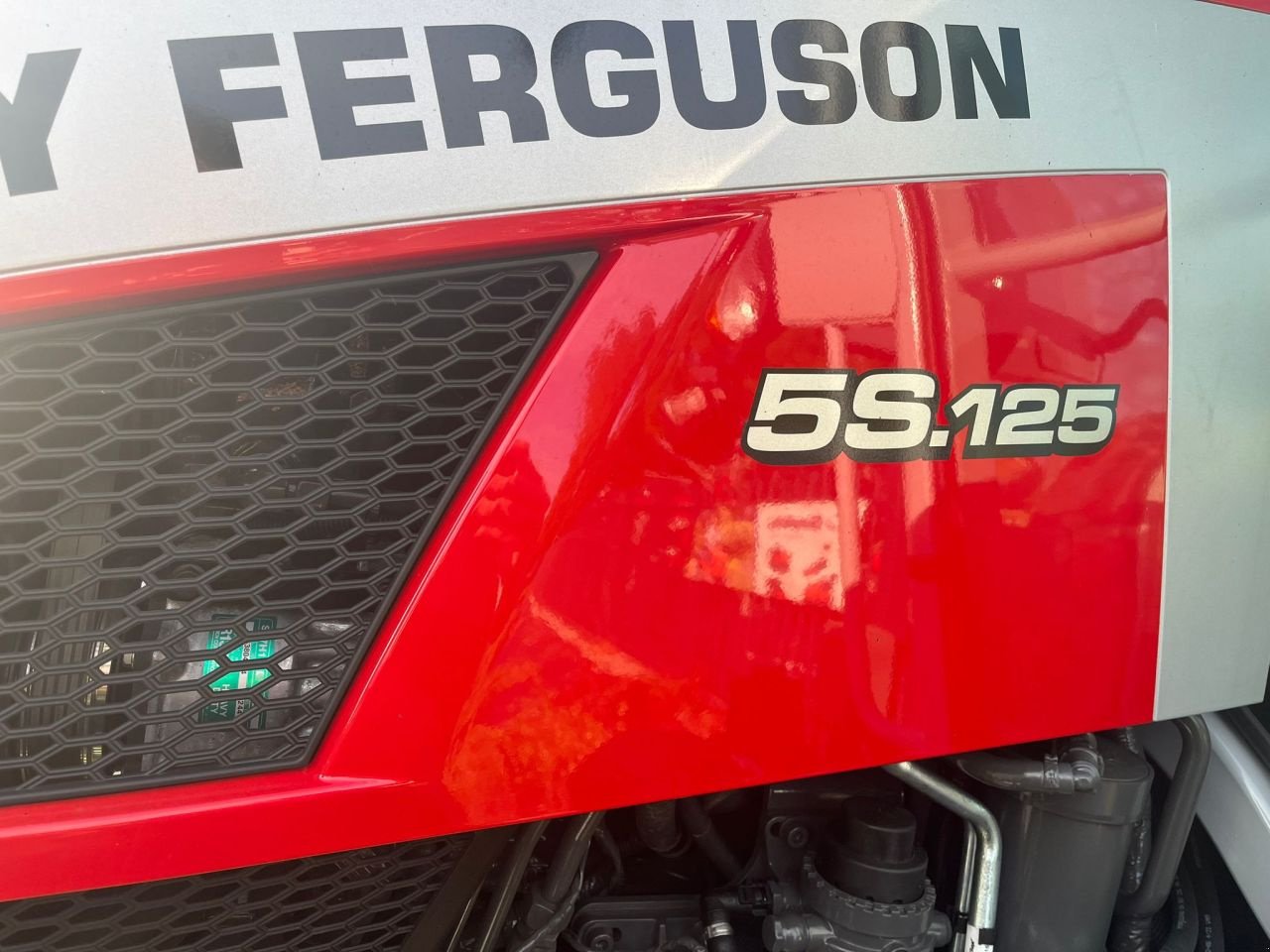 Traktor typu Massey Ferguson 5S.125 Dyna 6, Gebrauchtmaschine v Angeren (Obrázek 4)