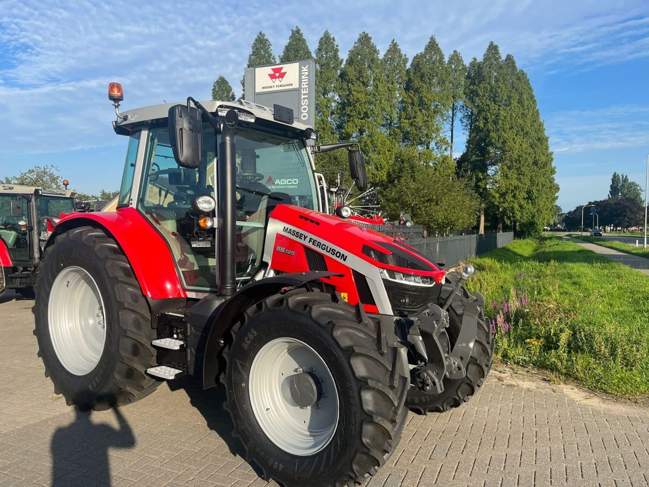 Traktor typu Massey Ferguson 5S.125 Dyna 6, Gebrauchtmaschine v Angeren (Obrázek 1)