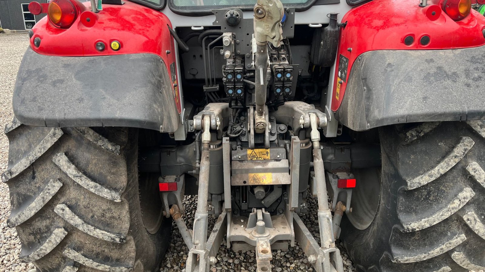Traktor tip Massey Ferguson 5S.125 Dyna4 med frontlæsser, Gebrauchtmaschine in Lintrup (Poză 4)