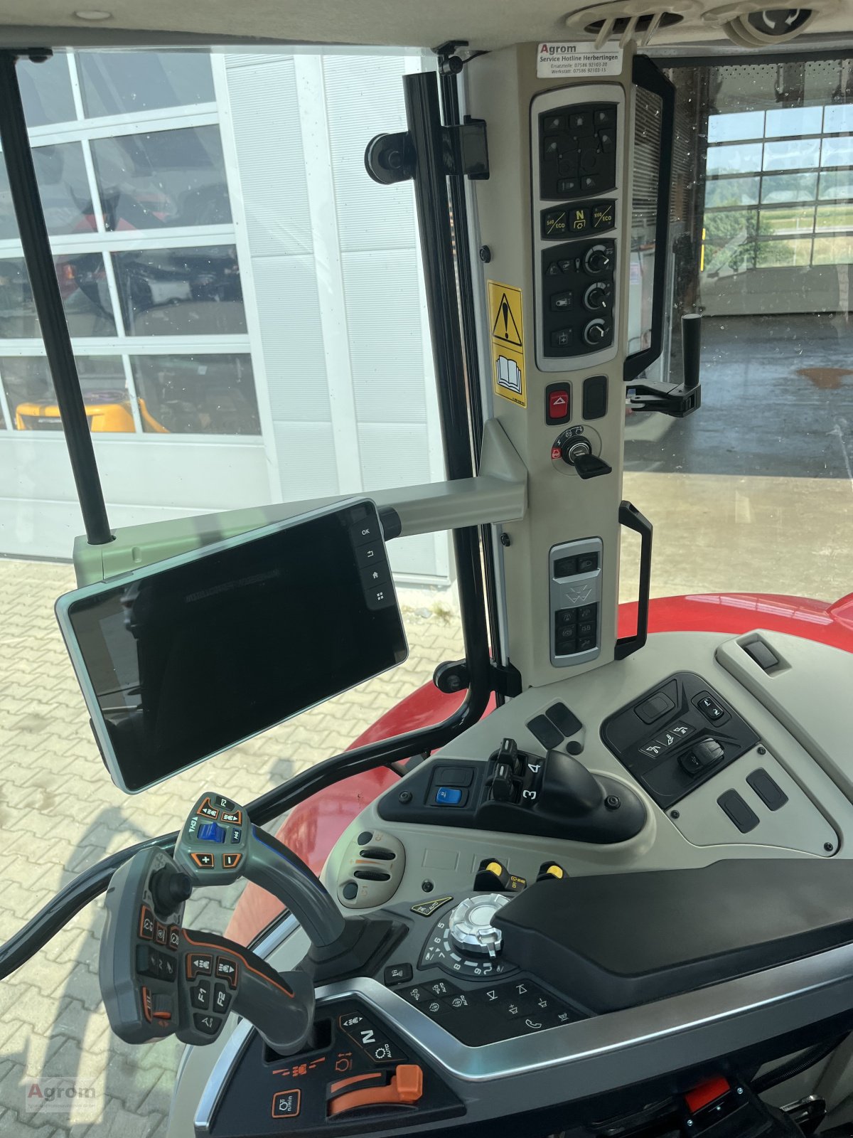 Traktor a típus Massey Ferguson 5S.145, Gebrauchtmaschine ekkor: Herbertingen (Kép 9)