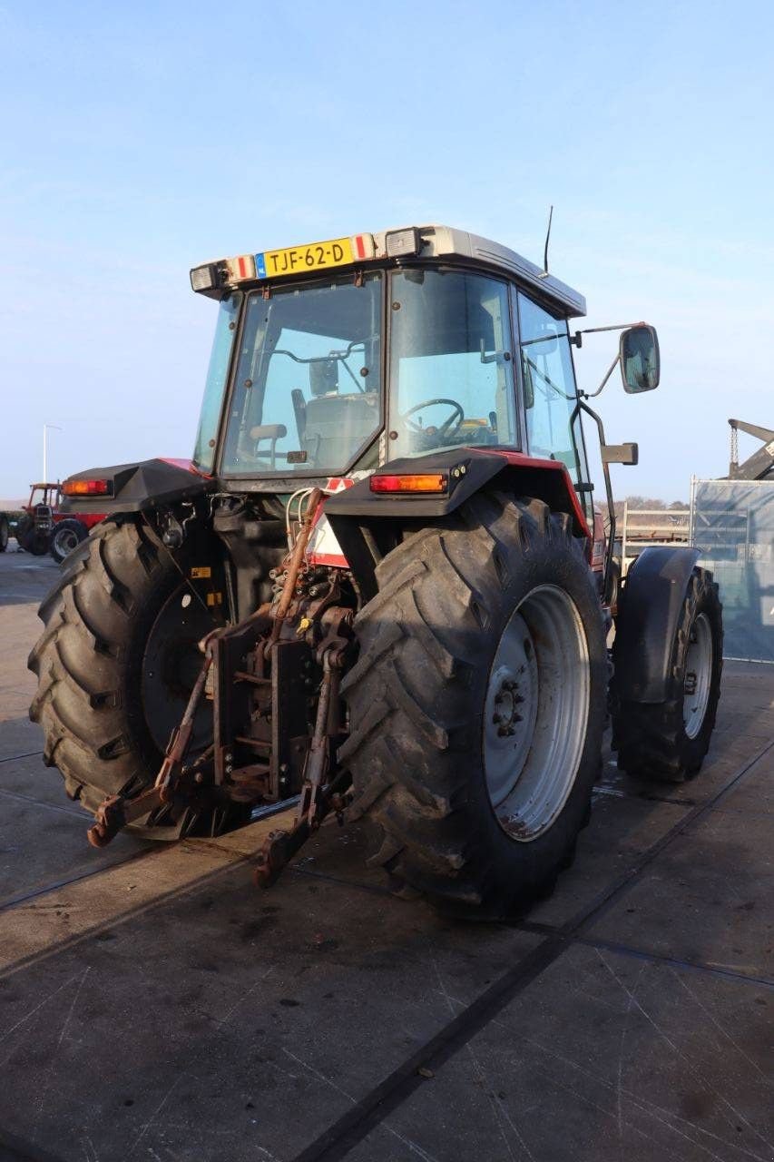 Traktor typu Massey Ferguson 6130, Gebrauchtmaschine w Antwerpen (Zdjęcie 7)