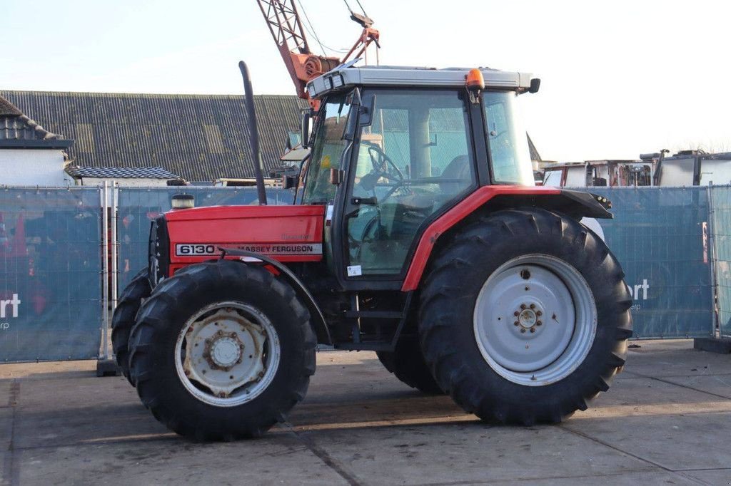 Traktor typu Massey Ferguson 6130, Gebrauchtmaschine w Antwerpen (Zdjęcie 1)