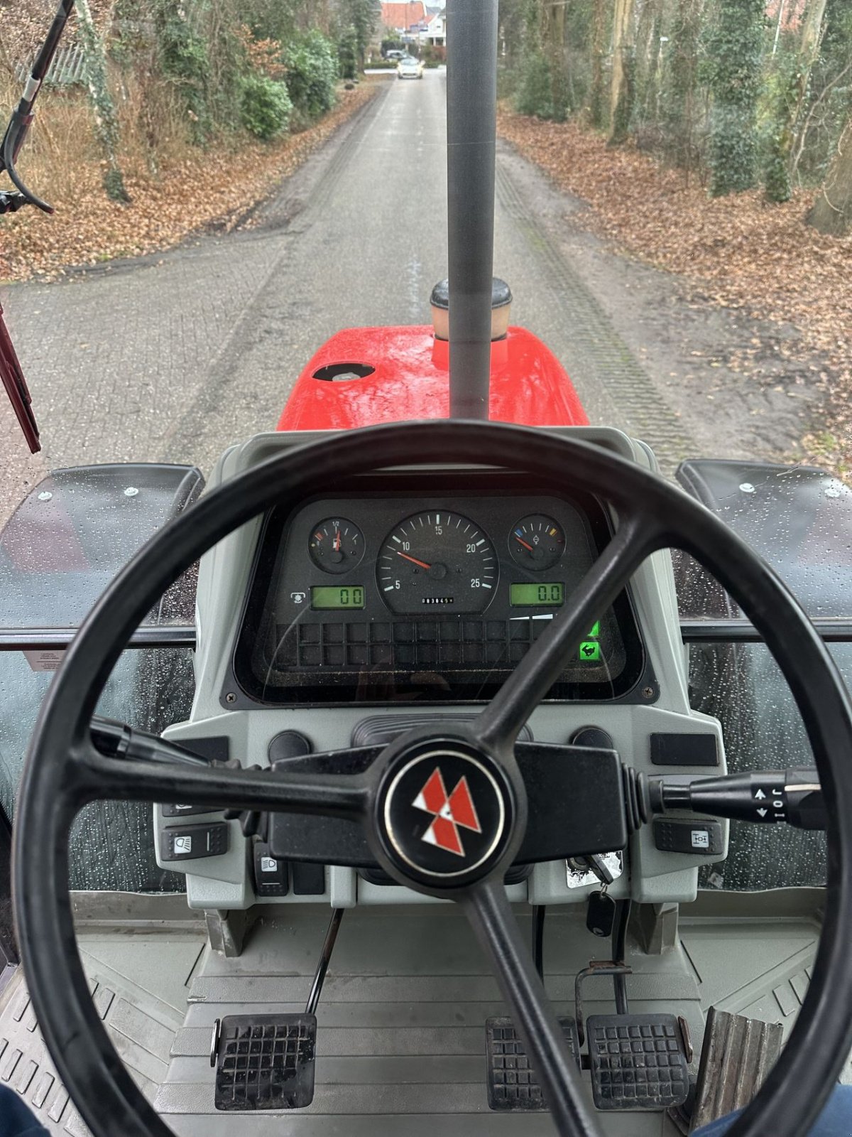 Traktor des Typs Massey Ferguson 6130, Gebrauchtmaschine in Rossum (Bild 11)