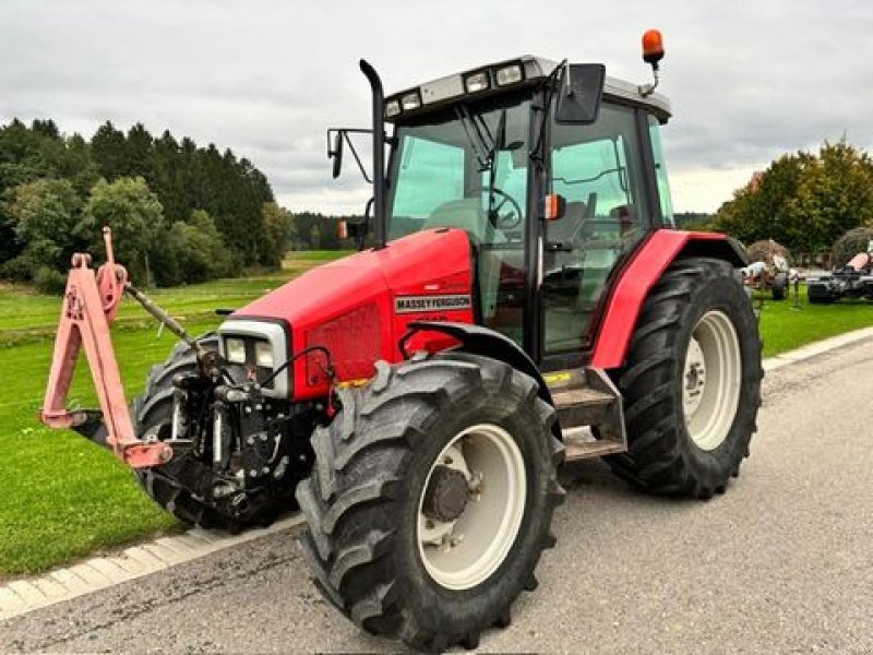 Traktor of the type Massey Ferguson 6140-4 F, Gebrauchtmaschine in NATTERNBACH (Picture 17)