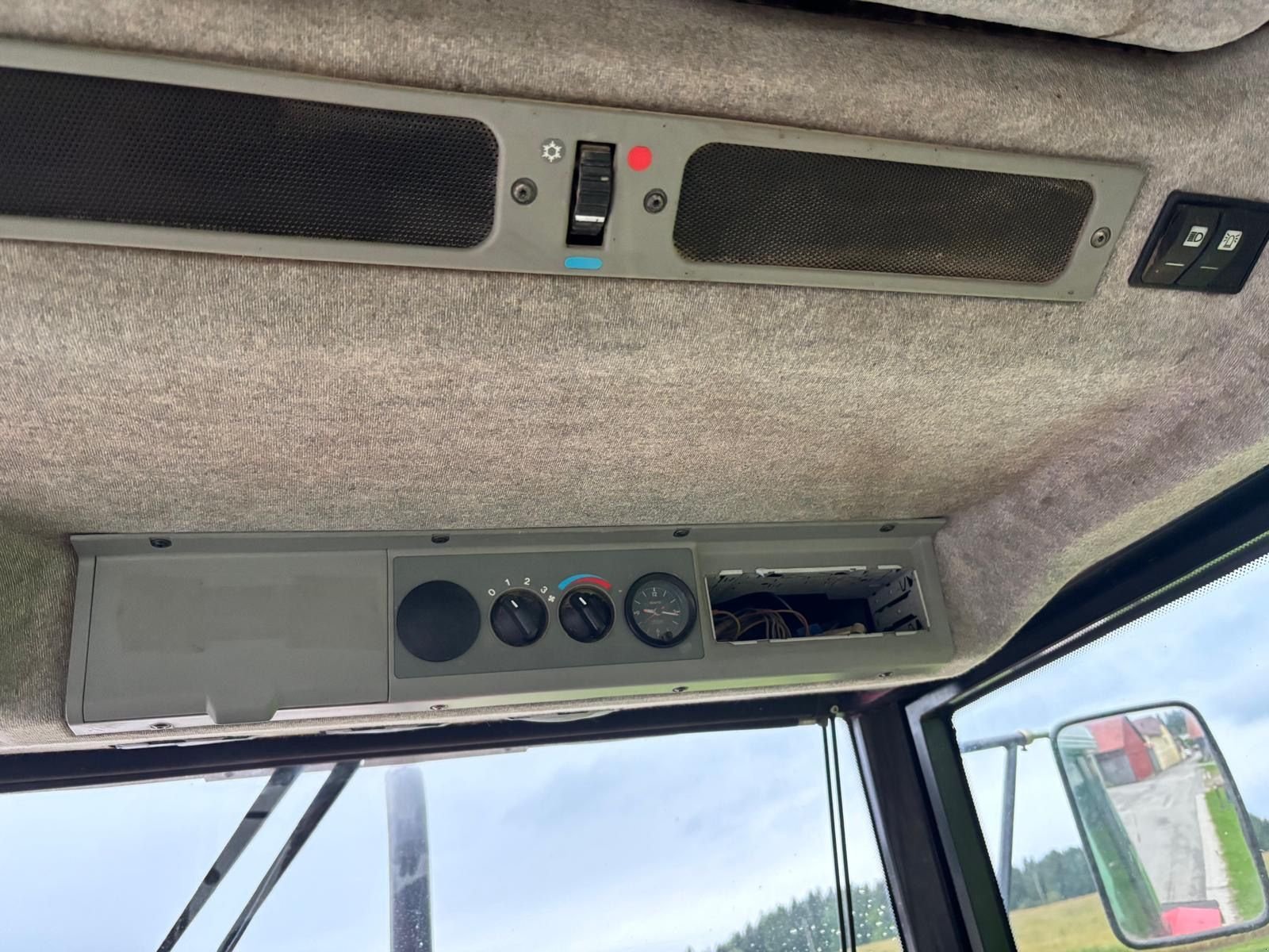 Traktor of the type Massey Ferguson 6140-4 F, Gebrauchtmaschine in NATTERNBACH (Picture 16)