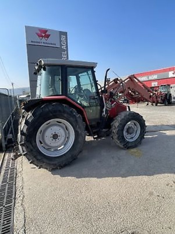 Traktor des Typs Massey Ferguson 6140, Gebrauchtmaschine in MARLENHEIM (Bild 2)