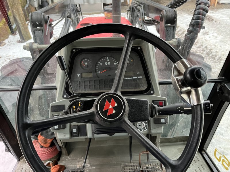 Traktor des Typs Massey Ferguson 6150, Gebrauchtmaschine in Stödtlen (Bild 1)