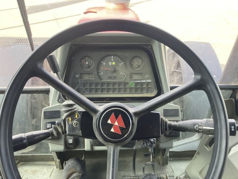 Traktor типа Massey Ferguson 6170 DYNASHIFT, Gebrauchtmaschine в Miltach (Фотография 18)