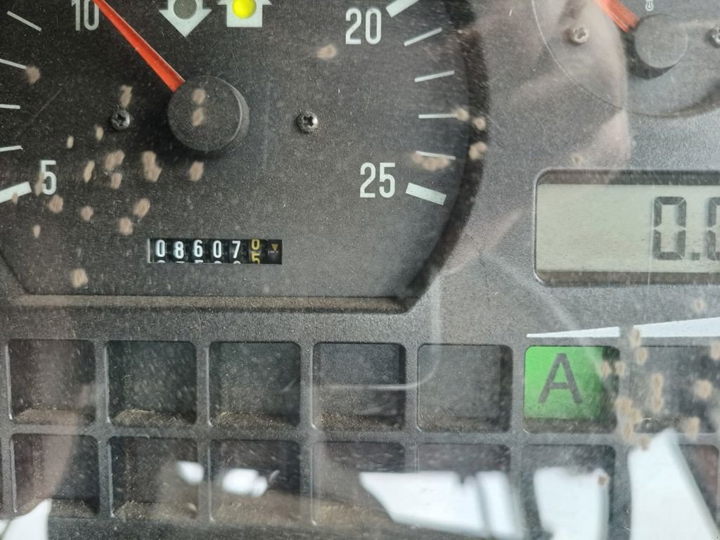 Traktor des Typs Massey Ferguson 6180 DYNASHIFT, Gebrauchtmaschine in MARIENHEEM (Bild 10)