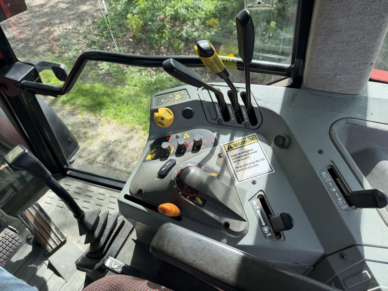Traktor del tipo Massey Ferguson 6180 Dynashift, Gebrauchtmaschine In Rossum (Immagine 11)